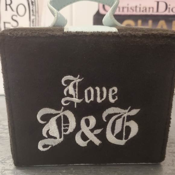 *SOLD* Juicy Couture Baby Blue & Black Velour Jewelry Box! - Picture 7 of 8